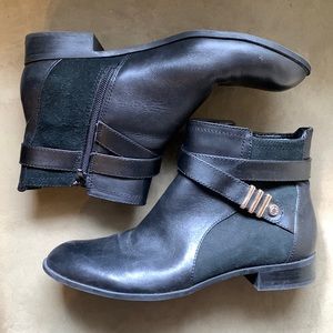 Anne Klein black leather ankle boots